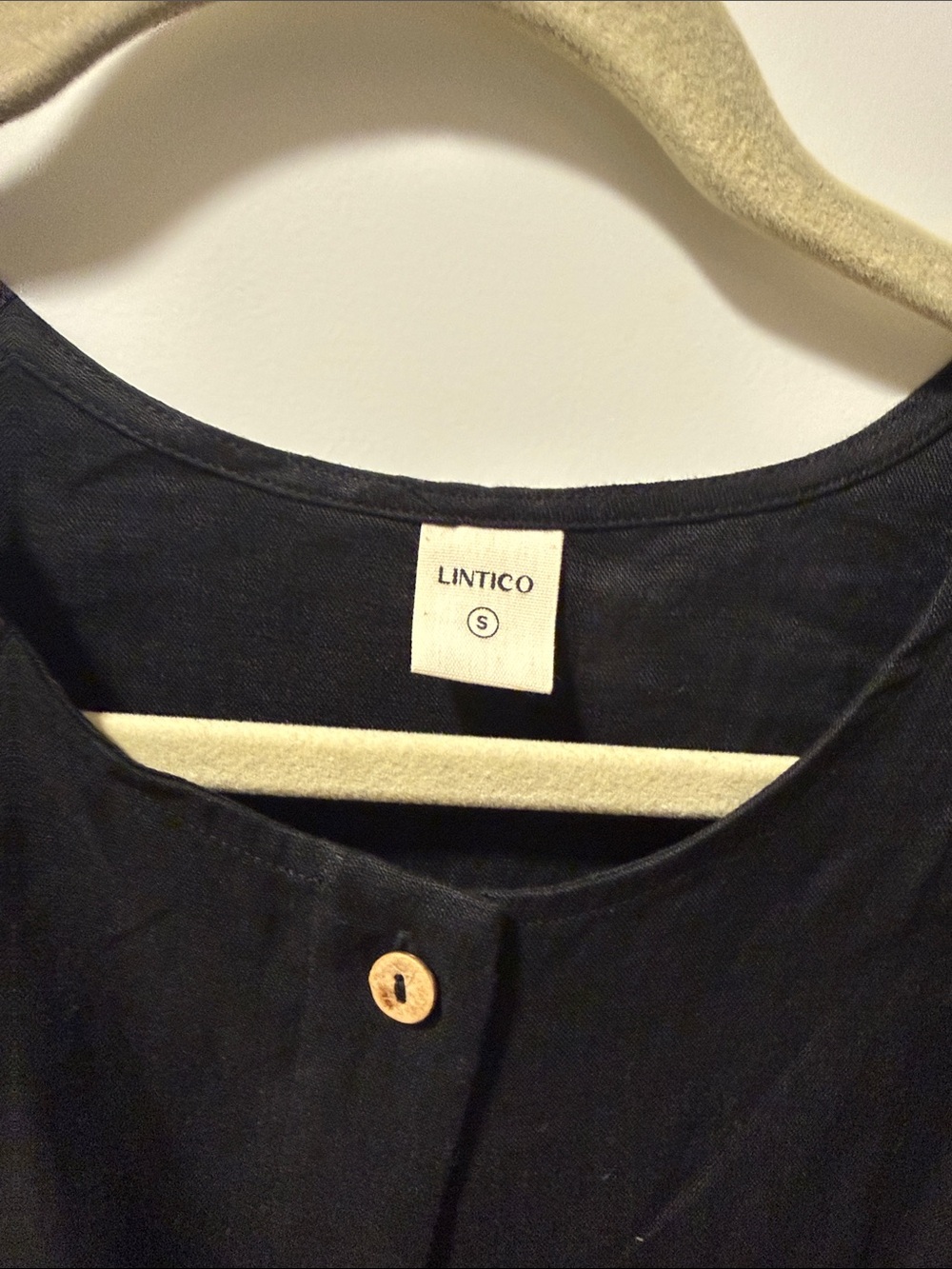 LINTICO 100% Linen Buttons Down Tank Top ERIN (S) EUC - Picture 5 of 6